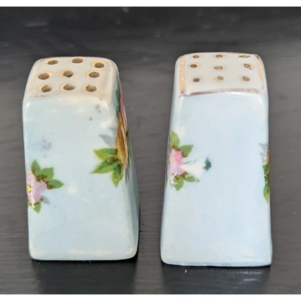 VTG Hand Painted Petite Salt & Pepper Shaker Set Blue With Pink &Yellow Roses
